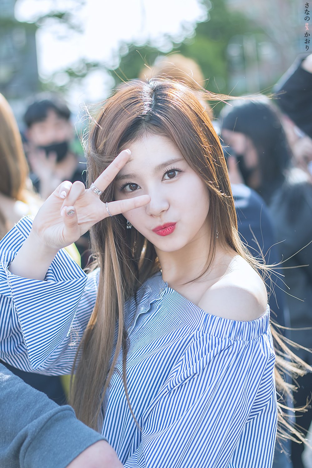 12 Times TWICE's Sana Proved That She's The Queen Of Sexy ...