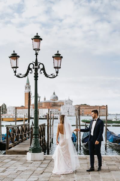 Fotógrafo de casamento Alex Luchian (alexandruluchian). Foto de 11 de dezembro 2021