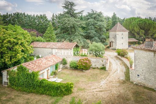 Maison avec piscine et jardin 2