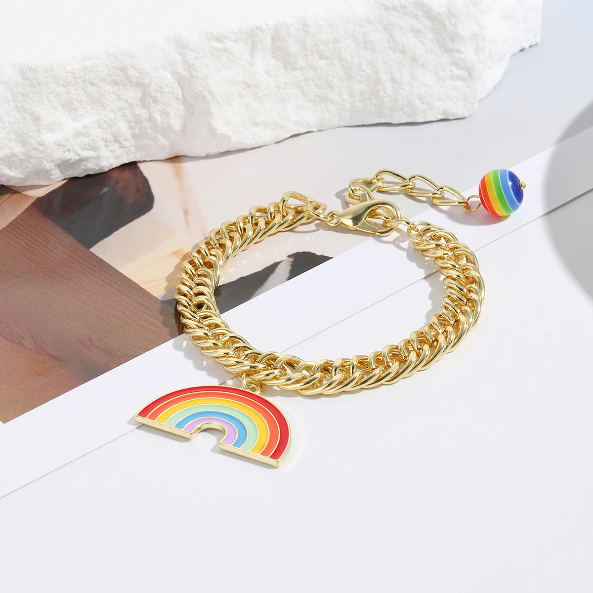 Title 5, Ensemble de bracelets arc-en-ciel cadeau gay Cé...