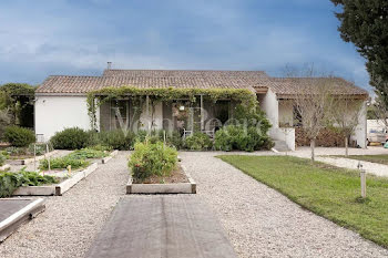 maison à Maussane-les-Alpilles (13)