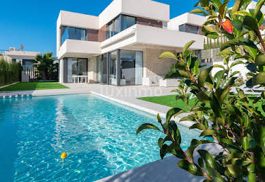 House with pool and terrace 11