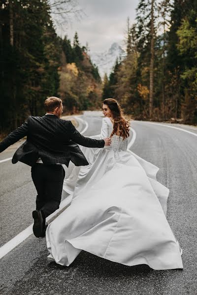 Fotografo di matrimoni Nastya Konnik (anastasikonn). Foto del 30 marzo 2021