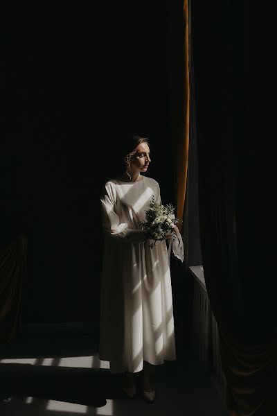 Wedding photographer Ekaterina Nikolaenko (nikolaenkokate). Photo of 1 December 2021