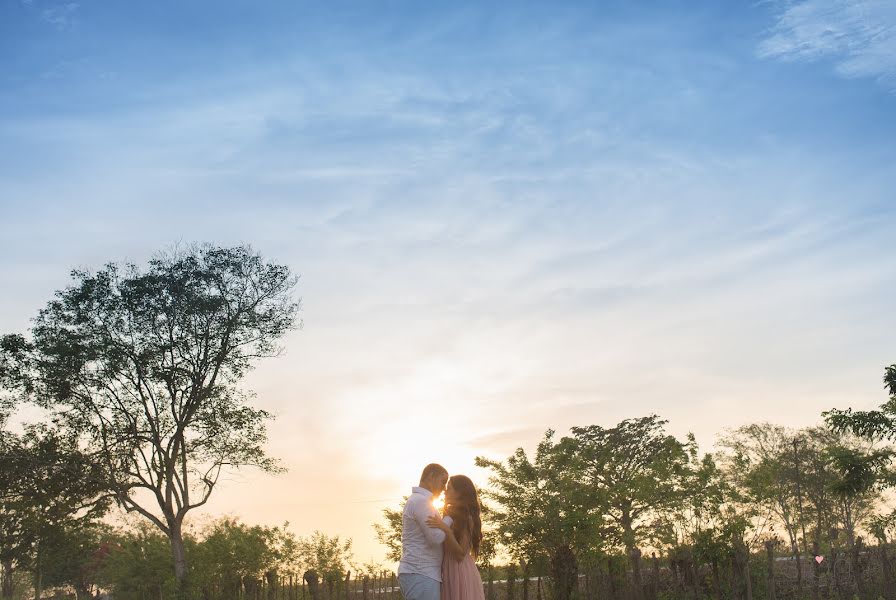 Fotógrafo de casamento Jasir Andres Caicedo Vasquez (jasirandresca). Foto de 25 de agosto 2015