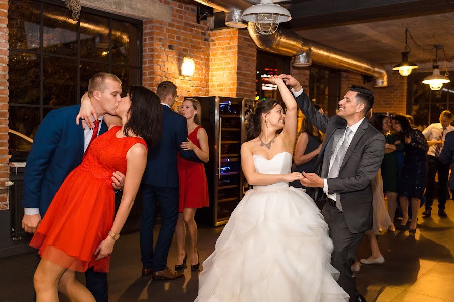 Fotógrafo de casamento Patryk Stanisz (stanisz). Foto de 25 de janeiro 2020