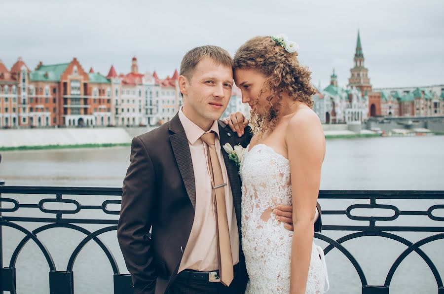 Wedding photographer Irina Furaseva (furaseva90). Photo of 3 October 2016