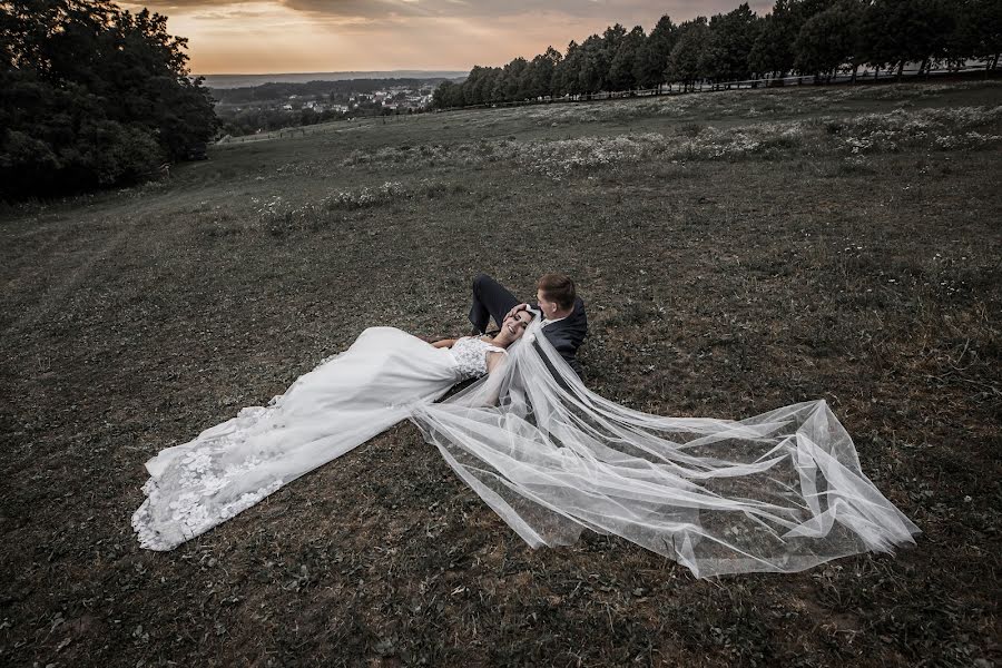 Fotógrafo de casamento Kamila Hojníková (kihary). Foto de 17 de outubro 2018