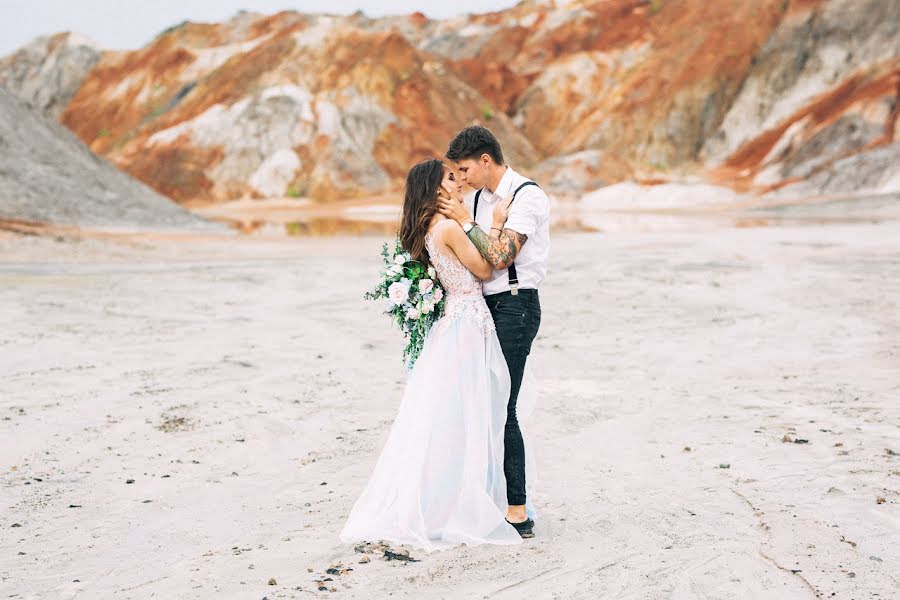 Fotógrafo de casamento Sergey Bobylev (akime). Foto de 1 de maio 2018