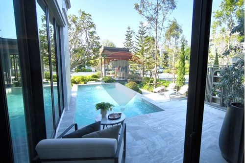 Maison avec piscine 3