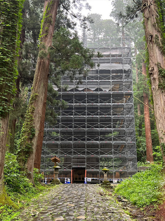 RAV4の卯の日・羽黒山五重塔・羽黒山神社・雨の日ショット・参道散策に関するカスタム事例の投稿画像5枚目