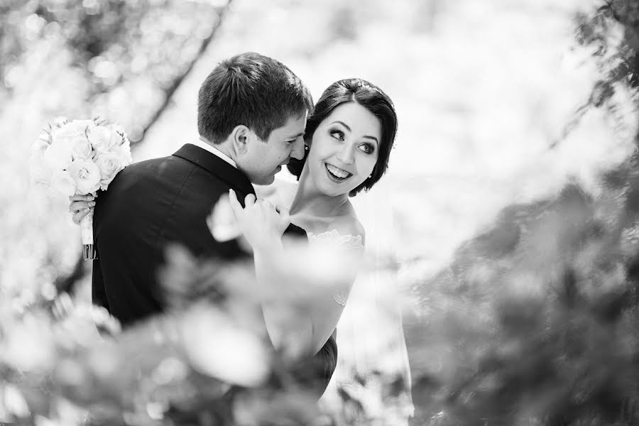 Wedding photographer Olga Omelnickaya (omelnitskaya). Photo of 12 August 2016