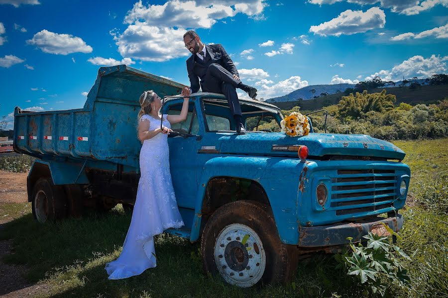 Wedding photographer Volney Henrique Rodrigues (volneyhenrique2). Photo of 25 September 2018