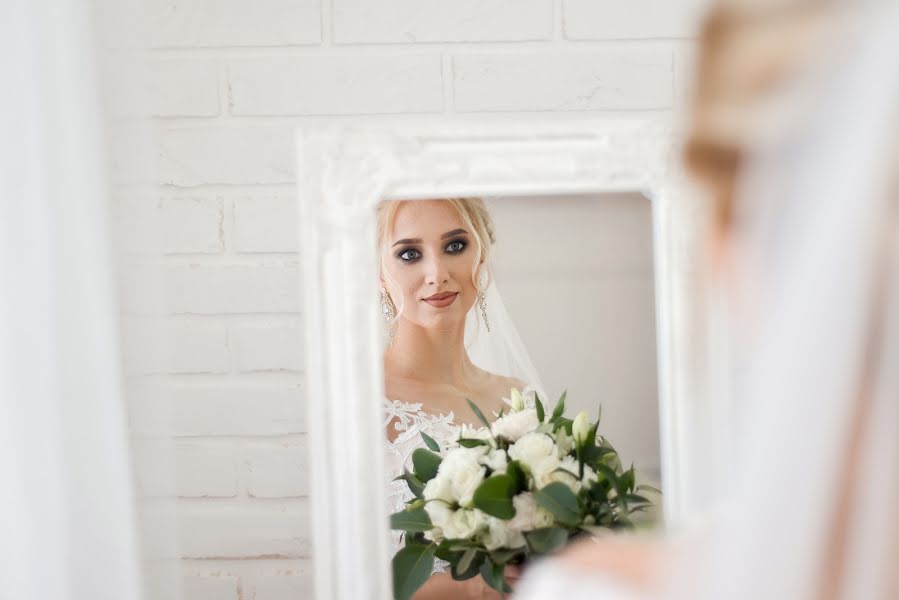 Fotógrafo de casamento Kirill Lopatko (lo-kyr). Foto de 2 de julho 2018