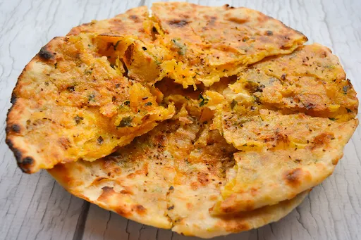 Aloo Chur Chur Naan