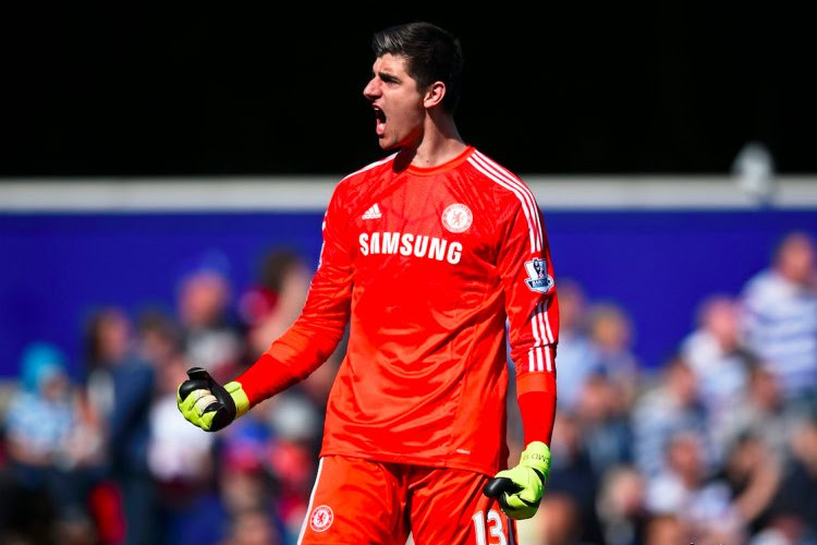 Couverture de FIFA 16: votez Courtois !