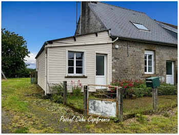 maison à Savigny-le-Vieux (50)