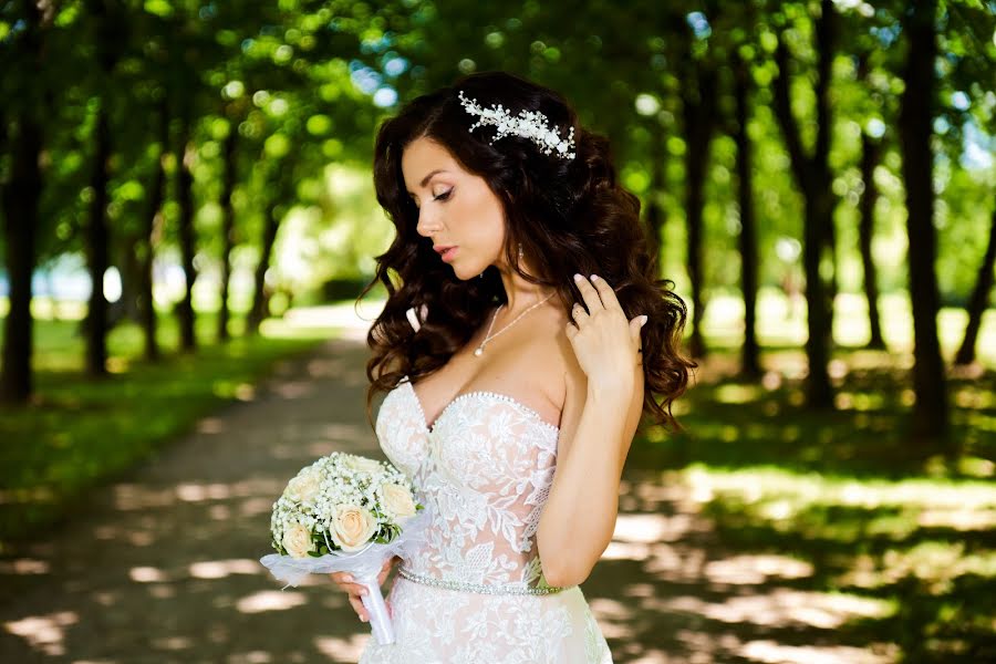 Wedding photographer Katya Komissarova (katy). Photo of 19 August 2020