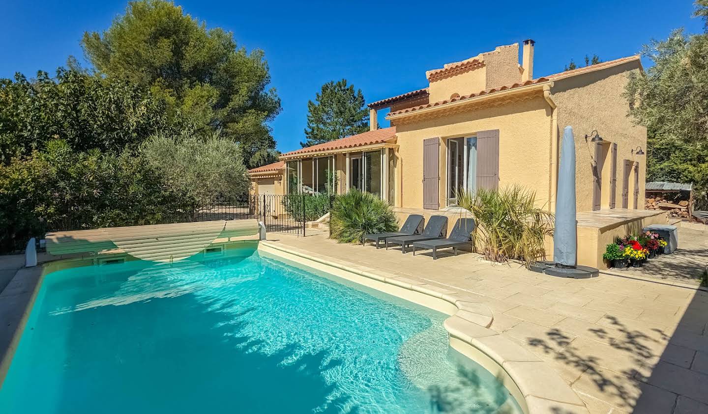 Maison avec piscine et jardin L'Isle-sur-la-Sorgue