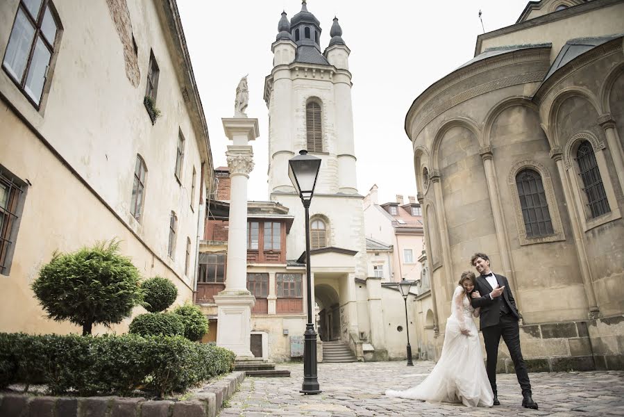 Fotógrafo de casamento Anton Korol (korolphoto). Foto de 24 de novembro 2019