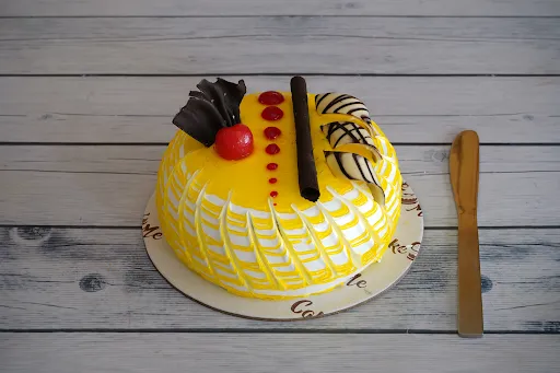 Pineapple Classic Cake