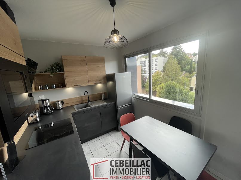 Location meublée appartement 1 pièce 11 m² à Clermont-Ferrand (63000), 435 €