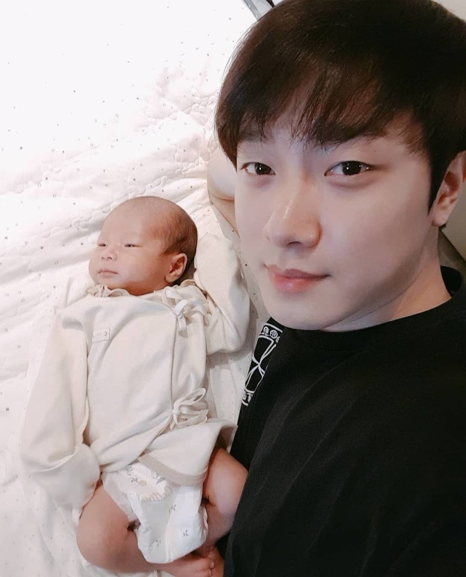 bébé minhwan