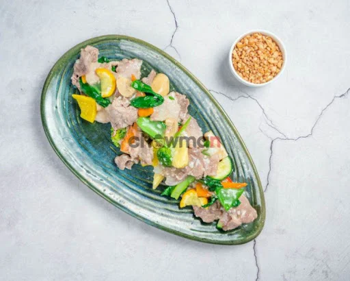 Steamed Pork With Seasonal Veg