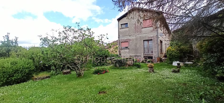 Vente maison 10 pièces 202 m² à La Sauve (33670), 330 800 €