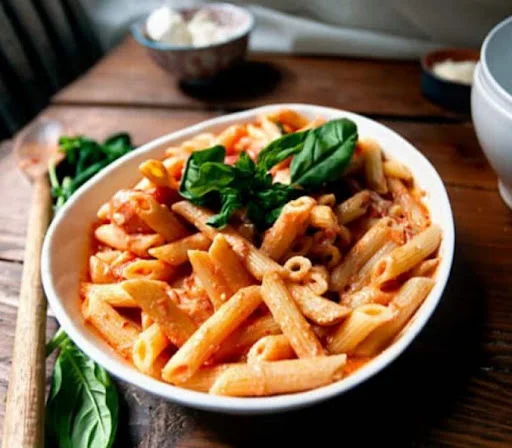 Chicken Pink Sauce Penne Pasta