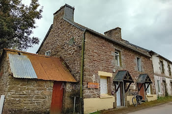 maison à Saint-Gilles-Pligeaux (22)