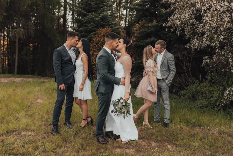 Wedding photographer Zuzanna Wilamowska (miedzykadrami). Photo of 15 May 2023