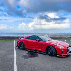 NISSAN GT-R R35