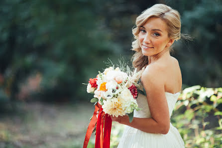 Fotógrafo de casamento Maksim Maksimenko (2maxfoto). Foto de 29 de março 2016