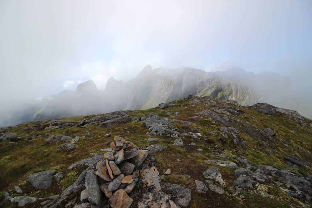 Каникулы троллей на островах Senja, Vesteralen и Lofoten в августе 2018