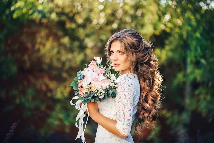 Fotógrafo de casamento Sofya Malysheva (sofya79). Foto de 11 de outubro 2018