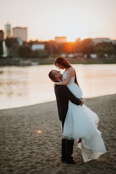 Nhiếp ảnh gia ảnh cưới Wojciech Wójciuk (wwweddings). Ảnh của 17 tháng 4 2018