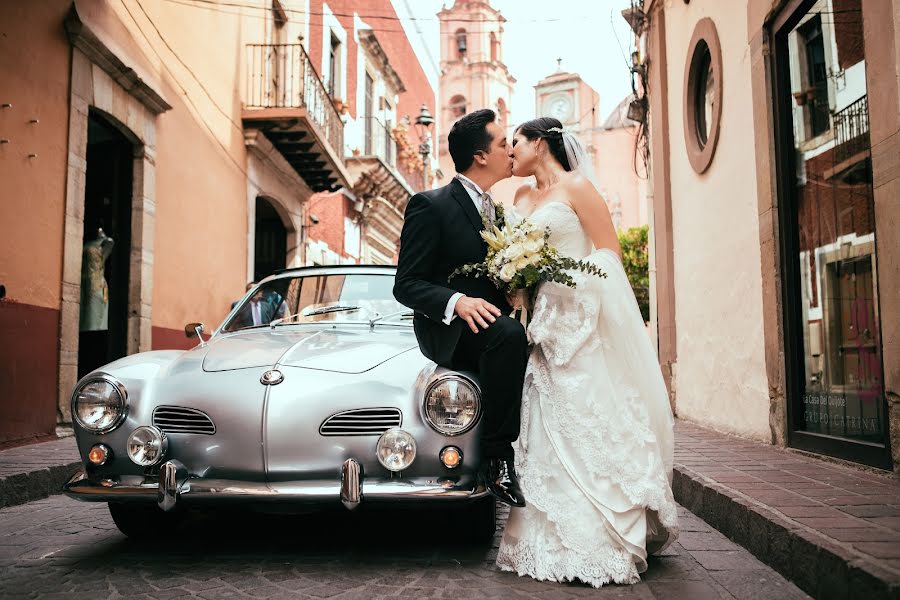 Huwelijksfotograaf Carlos Mendoza Aguilar (carlospuntoblu). Foto van 11 juli 2017