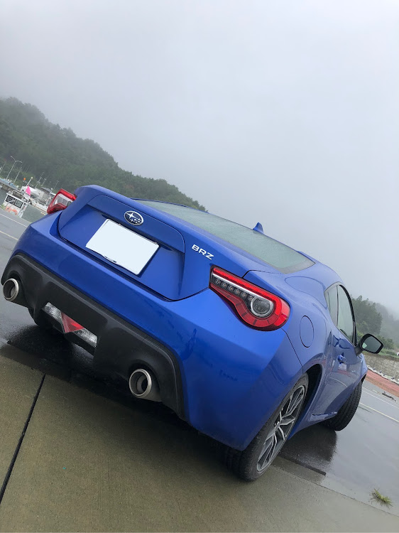 BRZのドライブ・海と愛車・海岸沿いに関するカスタム事例の投稿画像1枚目