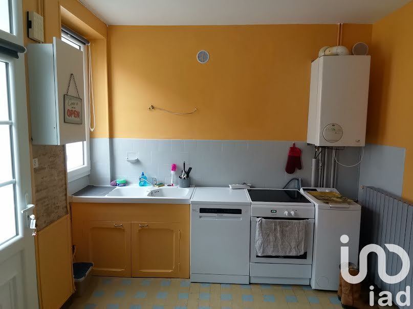 Vente maison 4 pièces 76 m² à Argenton-sur-Creuse (36200), 76 000 €