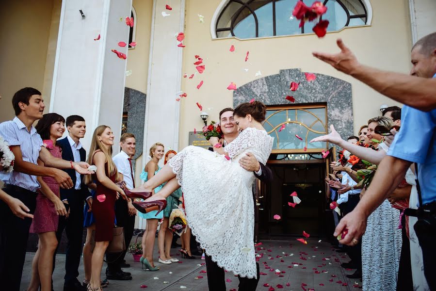 Esküvői fotós Elvira Khyzyrova (elvirakhyzyrova). Készítés ideje: 2017 február 23.