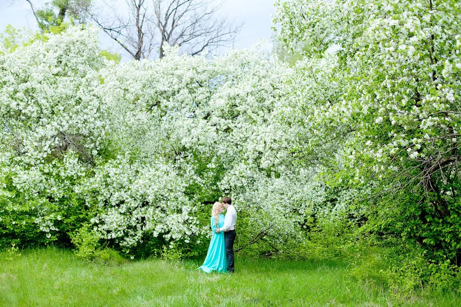 Fotografo di matrimoni Yuliya Galyamina (theglue). Foto del 3 luglio 2015