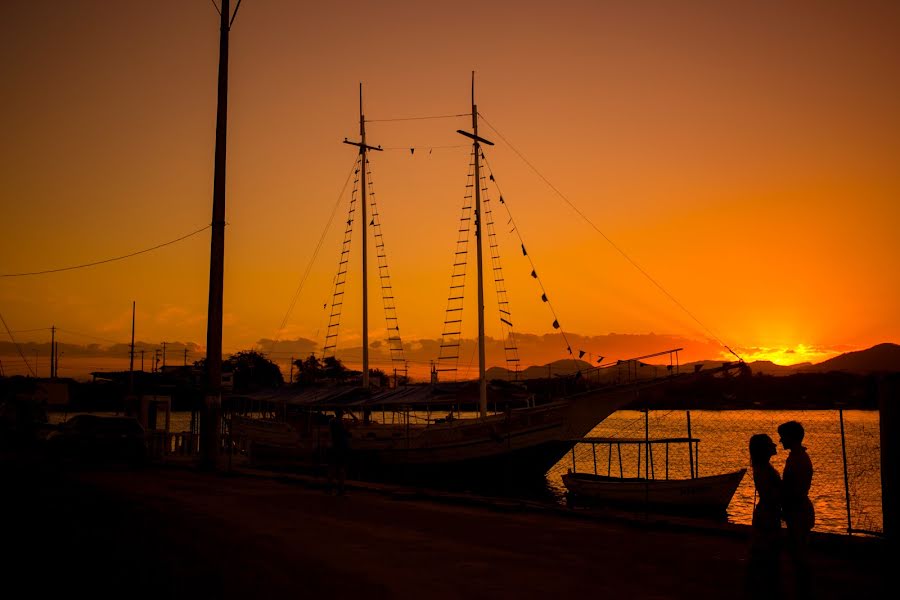 Pulmafotograaf Narlla Oliveira (narllaoliveira). Foto tehtud 24 juuli 2015