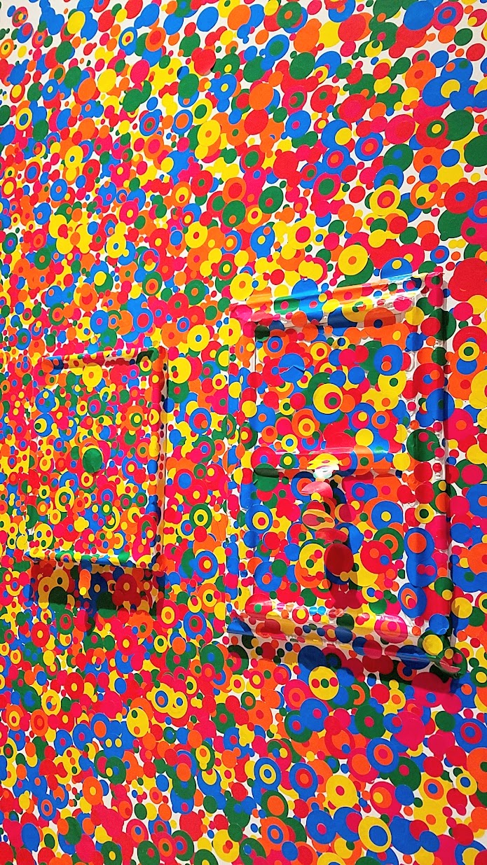 Yayoi Kusuma Infinity Mirrors at the Seattle Art Museum, The Obliteration Room