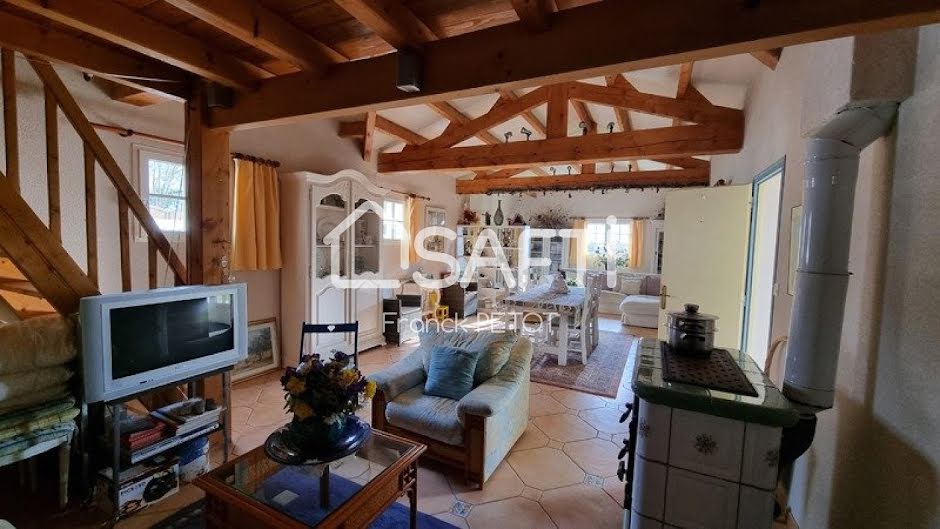 Vente maison 11 pièces 317 m² à Saint-Cyr-en-Talmondais (85540), 576 000 €