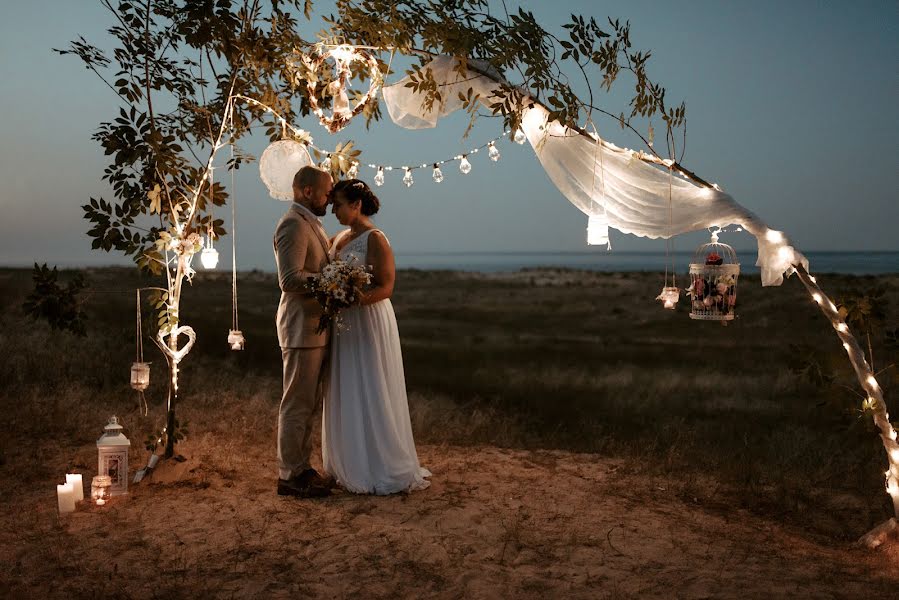 Wedding photographer Nadezhda Alexandrova (nalexandrova). Photo of 12 October 2021