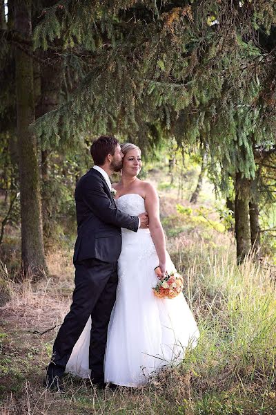 Wedding photographer Jindřiška Valachová (inulkafoto). Photo of 2 February 2019