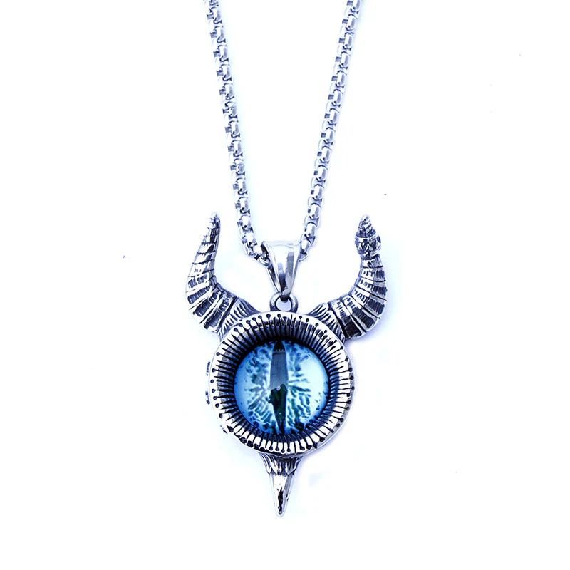 Pingente Split Ghost Eye Hipster Retro. Adicione um toque único ao seu visual com este acessório estiloso e retrô. Perfeito para um look moderno e descolado.