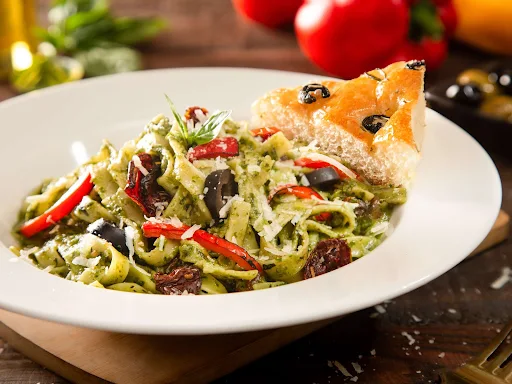 Fettuccine Al Pesto Pasta - Veg