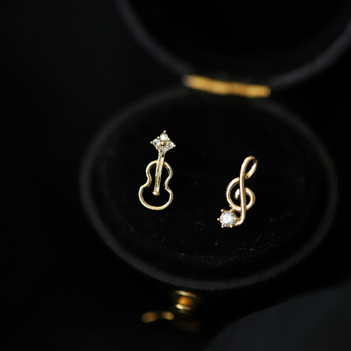 Title 1, Womens S925 Silver Note Asymmetric Ear Studs, ...